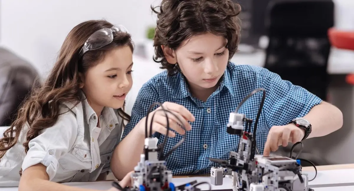 Educational-Technology-Shaping-the-Future-of-Learning-2